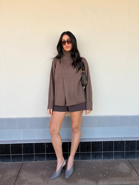 SLOANE SHORT