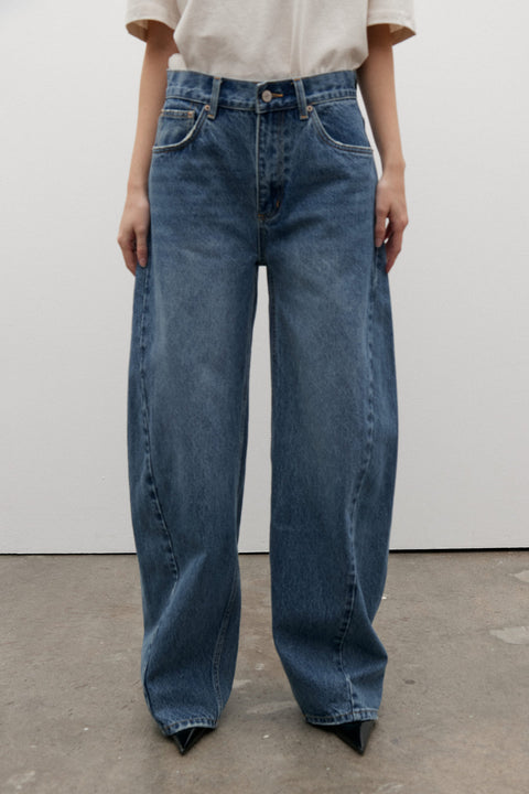BROOKLYN BARREL LEG JEAN
