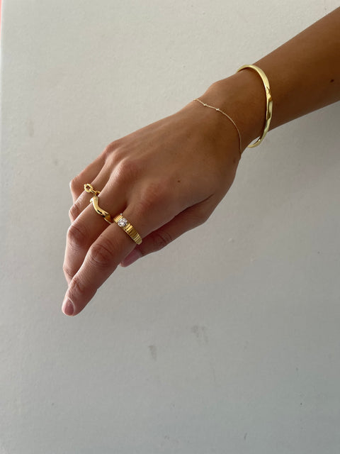 Gold Chain Loop Ring