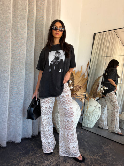 Vintage Muse Graphic Tee