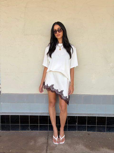 PART TIME LOVER MINI SKIRT