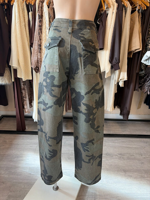 Riley Camo Jeans