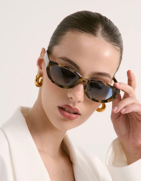 DUSTIN POLARISED SUNGLASSES IN TORT