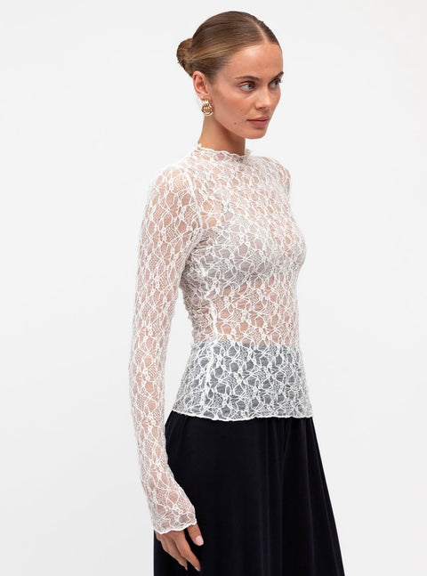 Chantilly L/S Lace Top