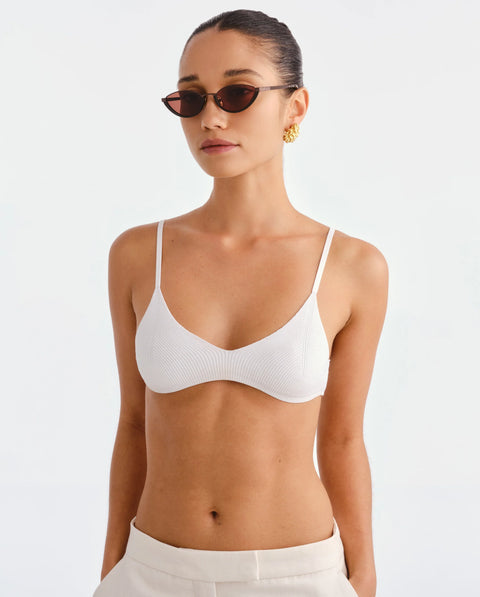 Pre Order THE LIA