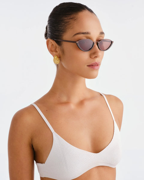Pre Order THE LIA
