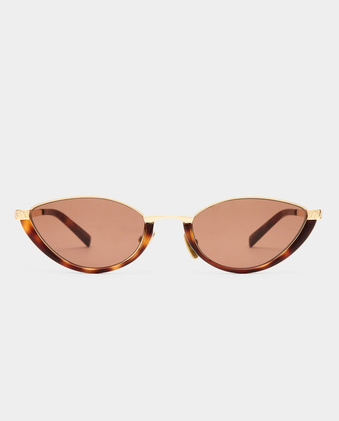 Pre Order THE LIA