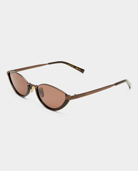 Pre Order THE LIA