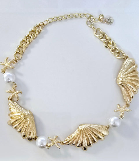 Just Shucked Necklace in Gold and Faux Pearl