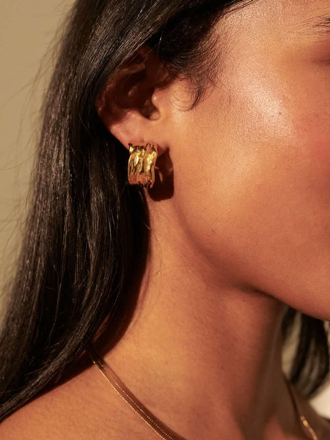 Sculpted hoop earrings