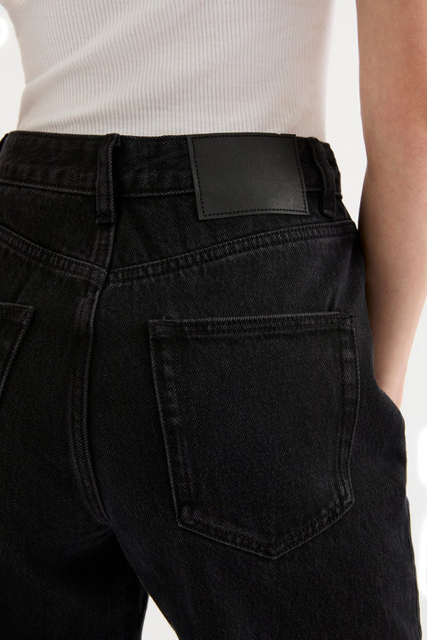 Organic Relaxed Leg Jean